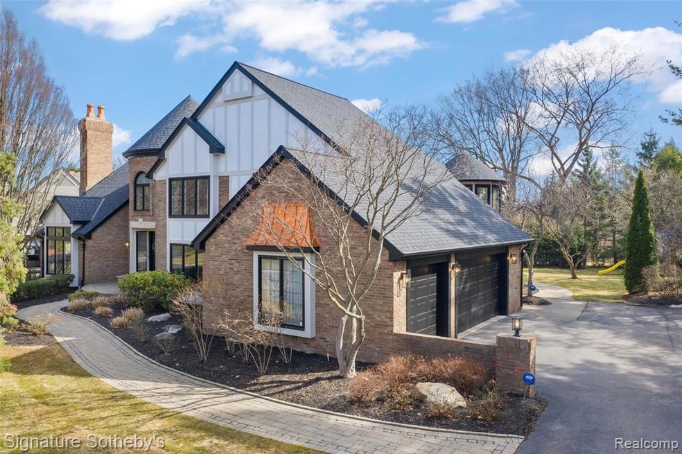 355 Sycamore Ct-2.jpg