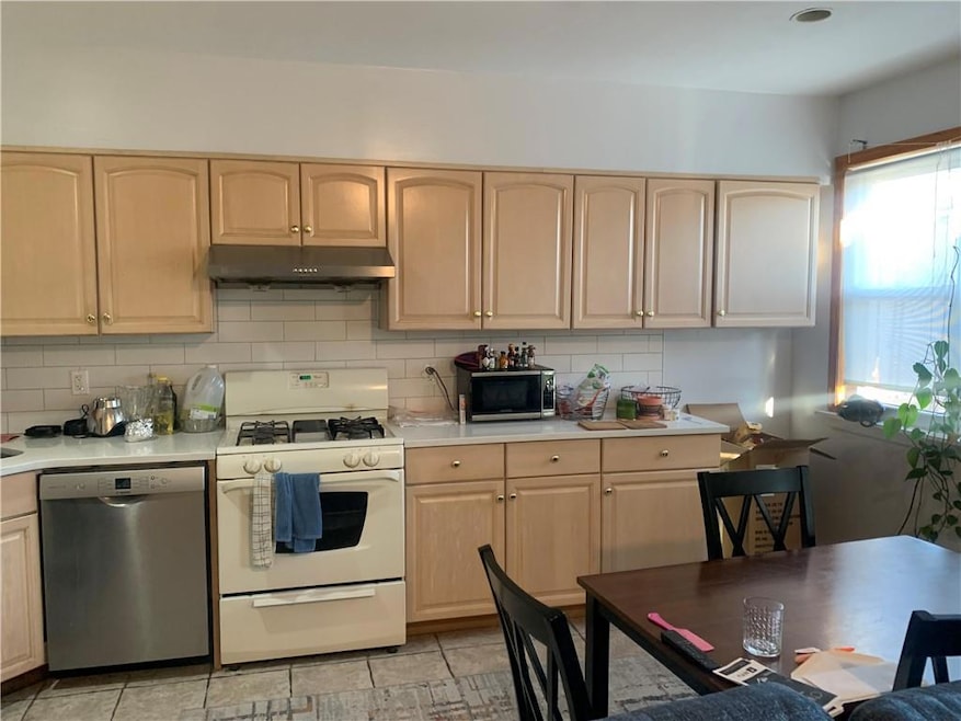 For Rent $2,600/month