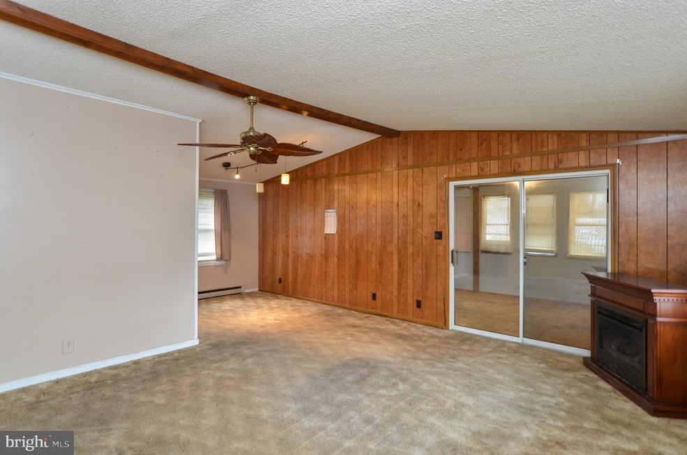 441 Blackwell Rd, Colonial Beach, VA 22443 - photo 1