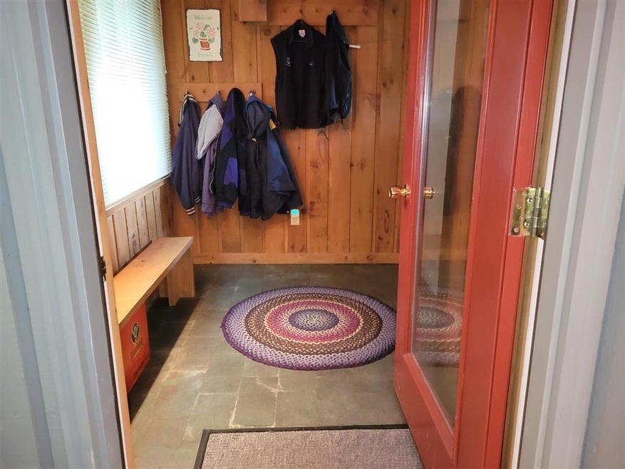 19 Osseo Rd unit 1&2, Lincoln, NH 03251 - photo 1