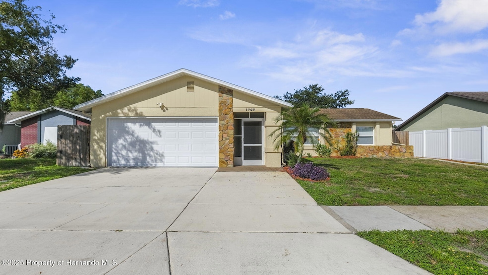 11422 Fox Run, Port Richey, FL 34668 - photo 1