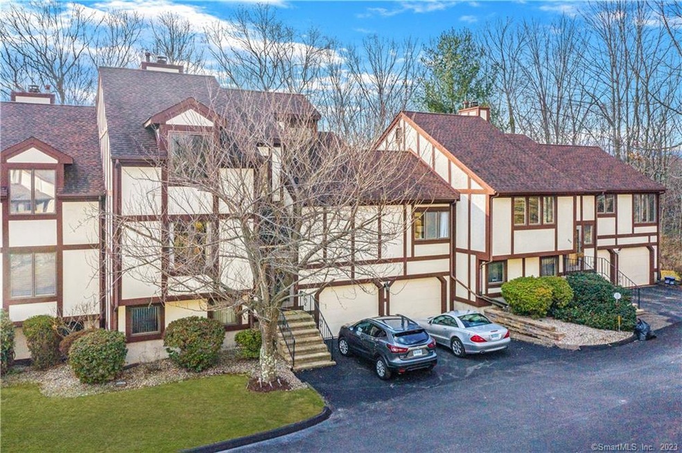 690 Forest Rd unit 652, West Haven, CT 06516 - photo 1