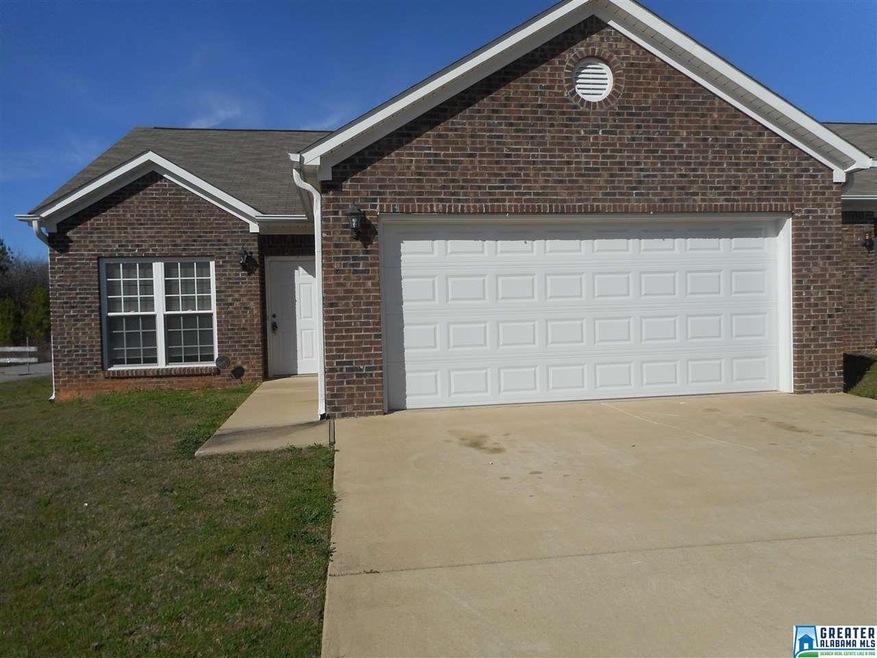 3940 Amanda Ct, Center Point, AL 35215 - photo 1