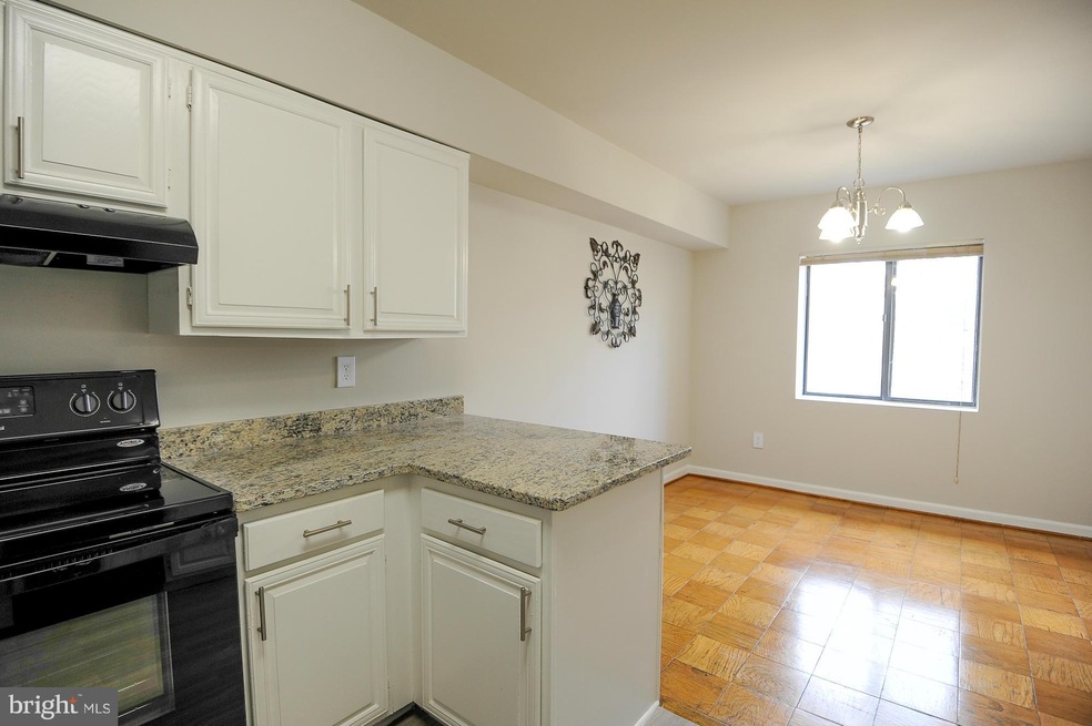 7334 Tavenner Ln unit 3-B, Alexandria, VA 22306 - photo 1