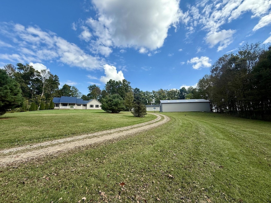 15596 Carson Rd, Mount Vernon, OH 43050 - photo 1