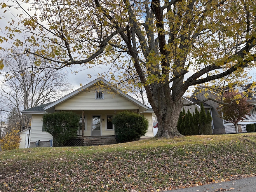 177 Lipps Rd, Lewisburg, WV 24901 - photo 1