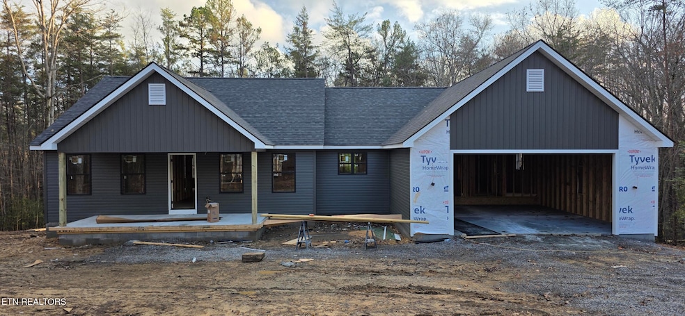 323 Cumberland Cove Rd, Monterey, TN 38574 - photo 1