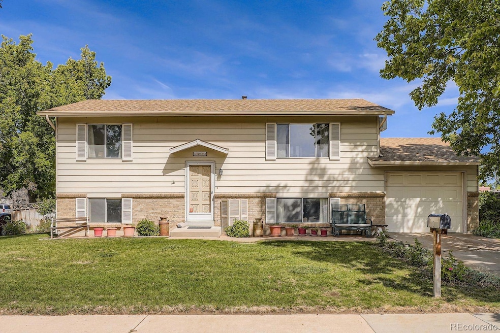1190 Norfolk St, Aurora, CO 80011 - photo 1