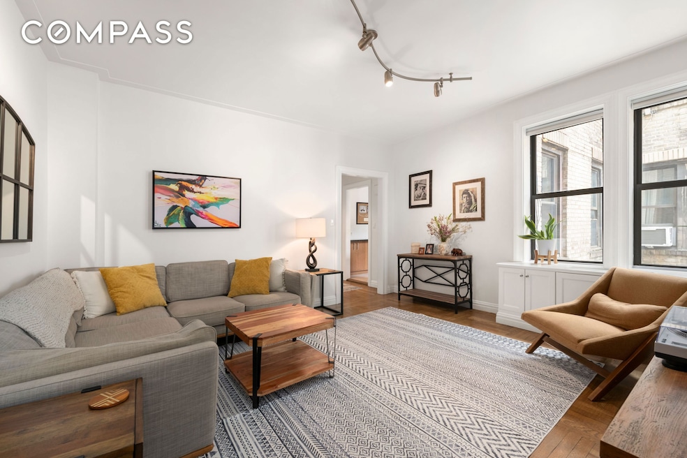 222 E 82nd St unit 5E, New York, NY 10028 - photo 1