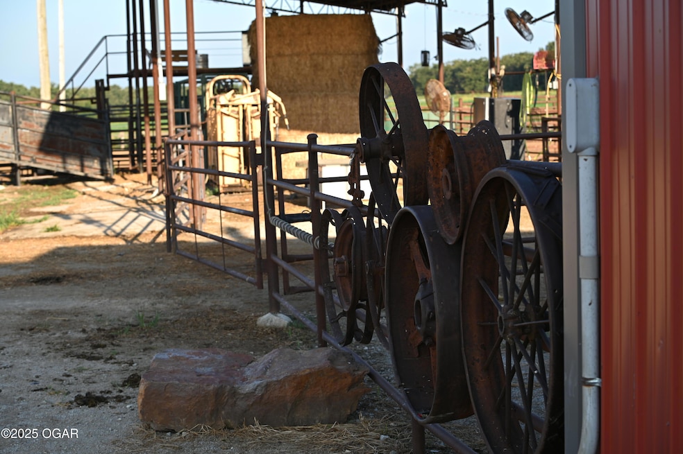 28714 E Nn Hwy, Sheldon, MO 64784 - photo 1