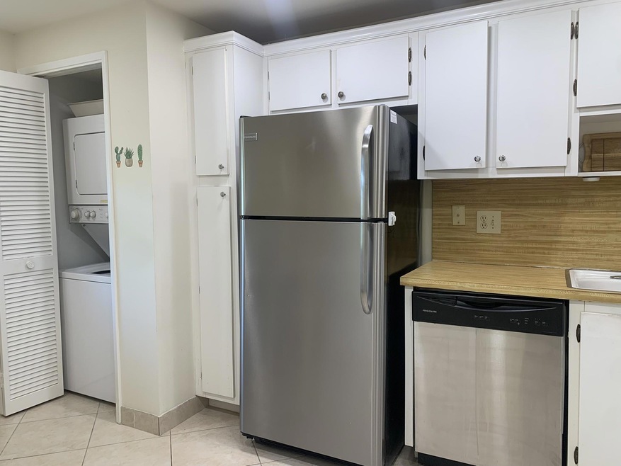 2Bedroom with Washer & Dryer