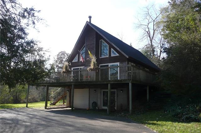 3 Bedrooms 2 bathrooms