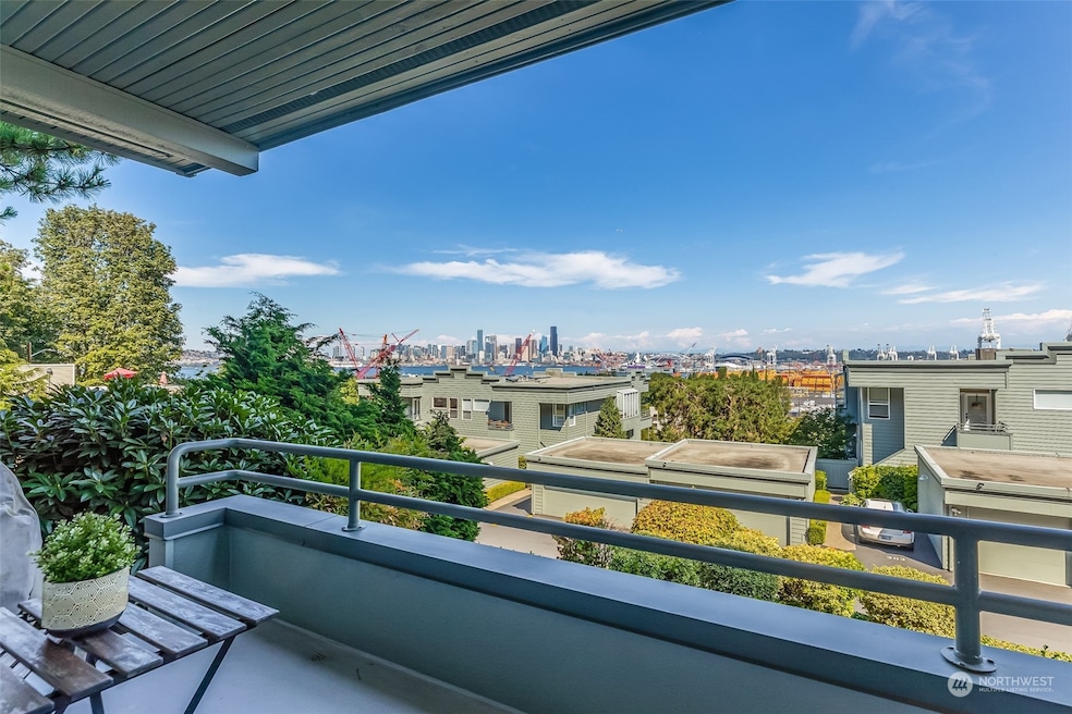 Sold $779,950 • Co-Listing Agent