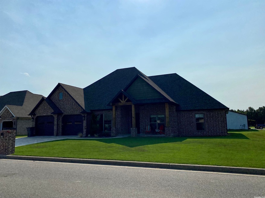 810 S 39th St, Paragould, AR 72450 - photo 1