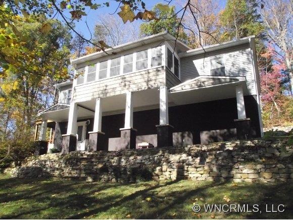 Lovely home/Peaceful setting!