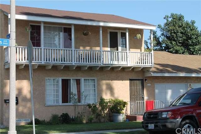 Front 2-story unit with 3 bedrooms, 2 baths and 1 