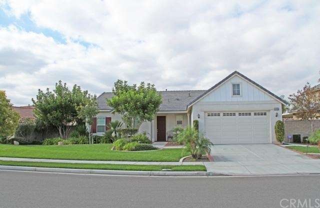 Beautiful one story home!