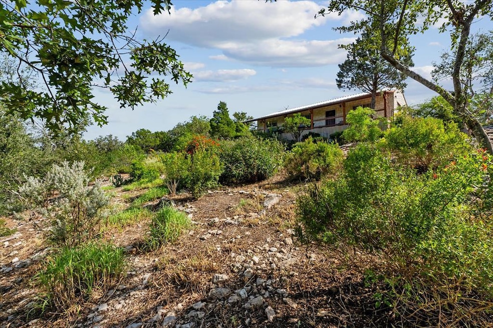 114 Solar Hill Rd, Kerrville, TX 78028 - photo 1