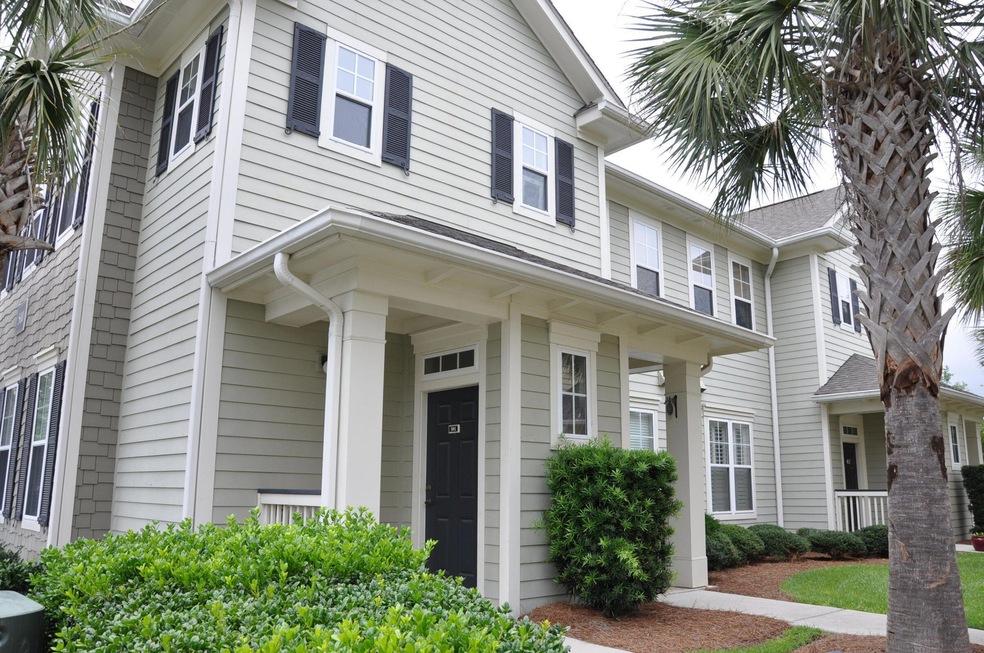 501 Blakeway outside