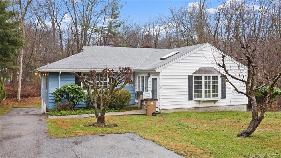 99 Woods End Rd, Stamford, CT 06905 - photo 1