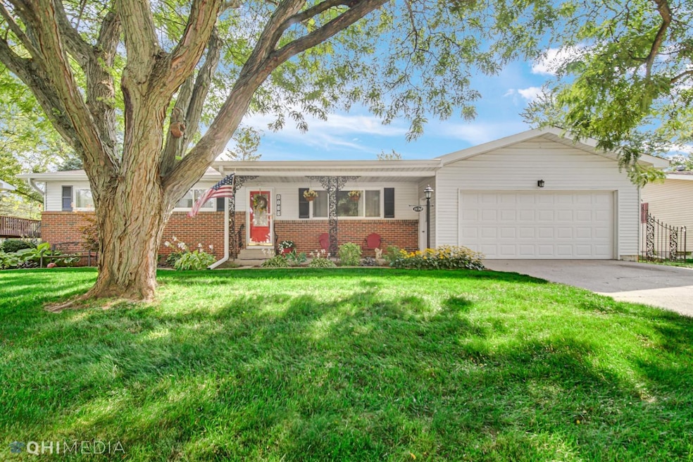 1130 Pettibone St, Crown Point, IN 46307 - photo 1