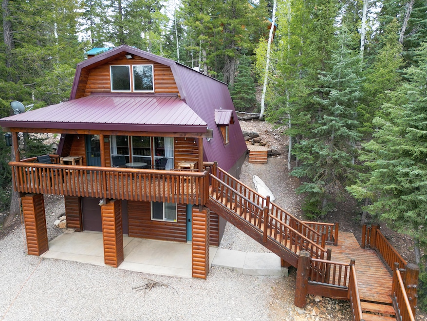 PL FRONT EXTERIOR VIEW