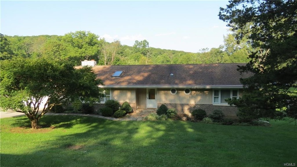 9 Fenichel Rd, Cold Spring, NY 10516 - photo 1