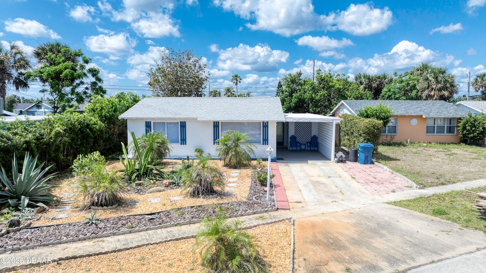 For Sale $359,900 • Co-Listing Agent