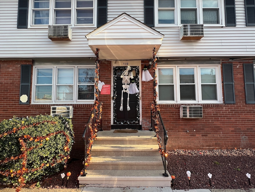 For Rent $1,750/month