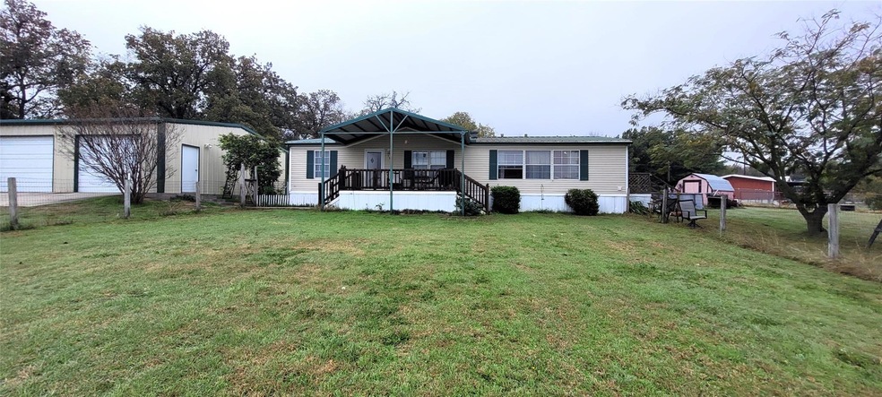 139 Canyon Valley Ln, Weatherford, TX 76085 - photo 1