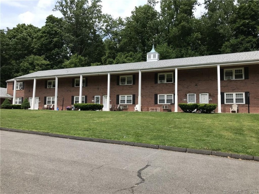244 S Brooksvale Rd unit 260, Cheshire, CT 06410 - photo 1
