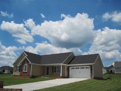 413 Donovan Cir, Harrodsburg, KY 40330 - photo 1
