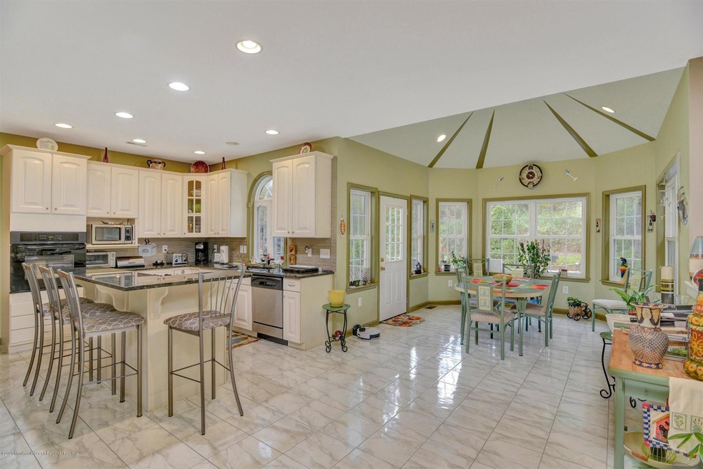 08-Kitchen