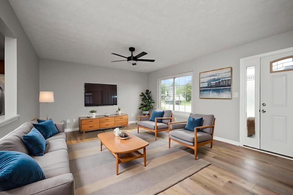 429 Southbrook Dr, Nicholasville, KY 40356 - photo 1