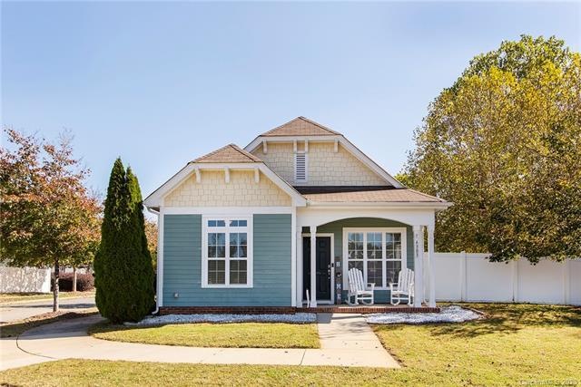 Cute as a button in Gilead Village!