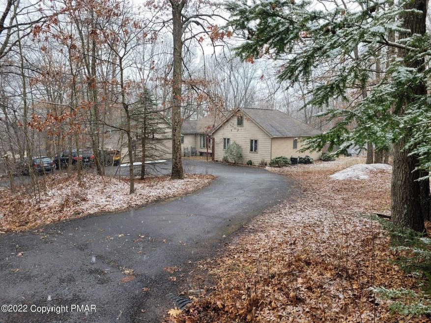 111 Birch Dr, Jim Thorpe, PA 18229 - photo 1