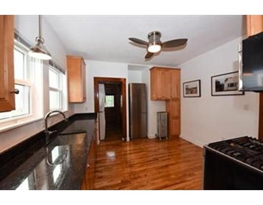 90 Raymond Ave unit 1, Somerville, MA 02144 - photo 1