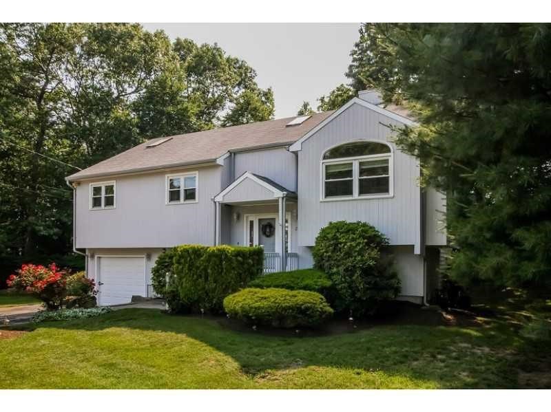 25 Walden Way, Cranston, RI 02921 - photo 1