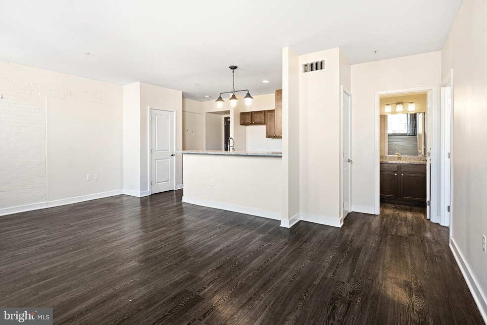 For Rent $1,800/month