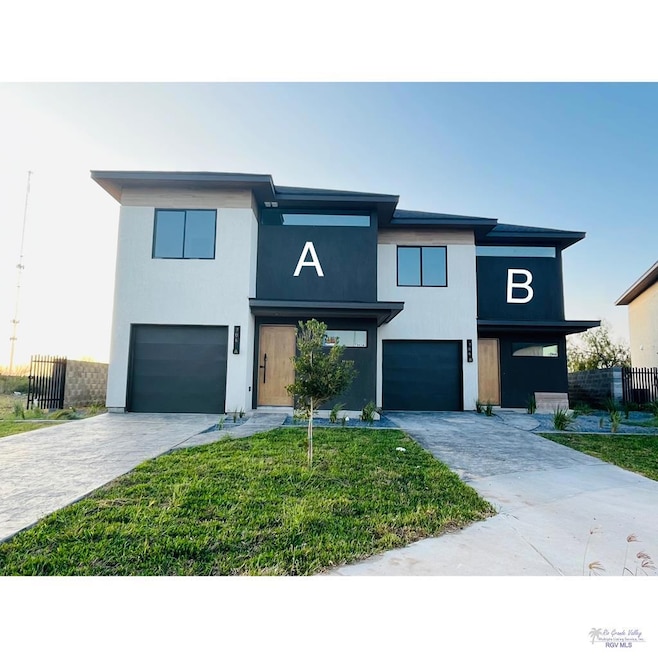 706 W Juniper Dr unit B, Harlingen, TX 78552 - photo 1