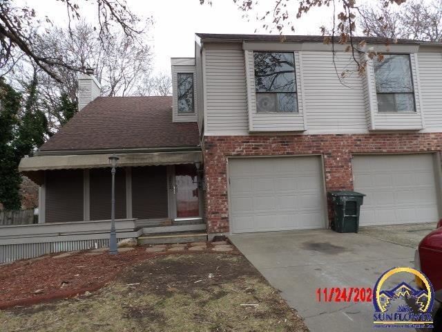 2602 SW 30th St, Topeka, KS 66611 - photo 1