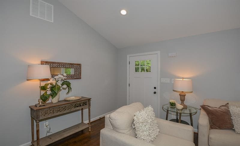 1360 Twin Oaks Cir SE, Smyrna, GA 30080 - photo 1