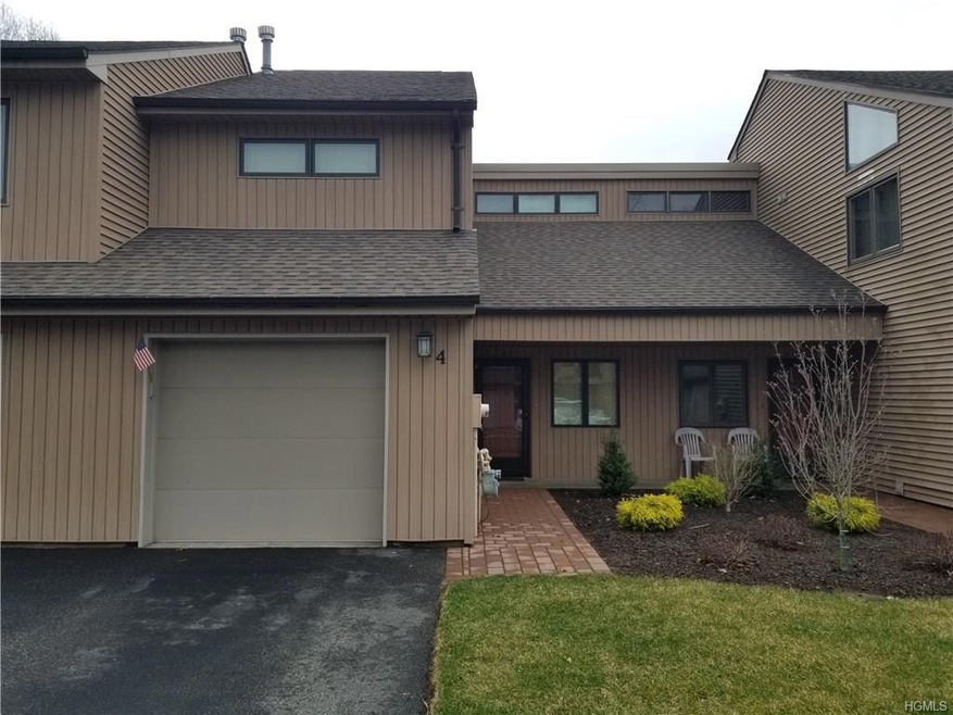 4 Contempra Cir unit J2, Tappan, NY 10983 - photo 1