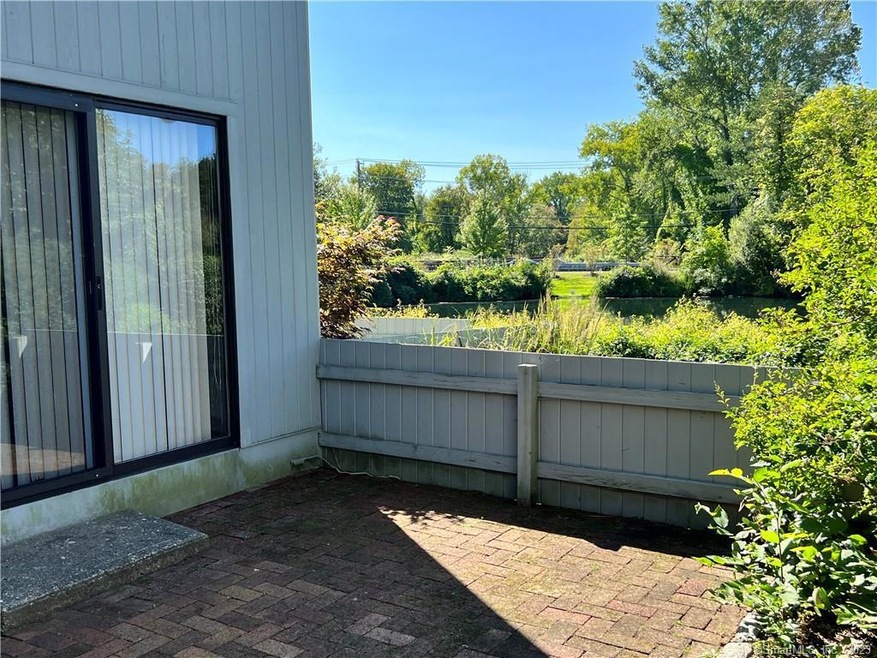 7 Cypress Ln unit 7, Ridgefield, CT 06877 - photo 1