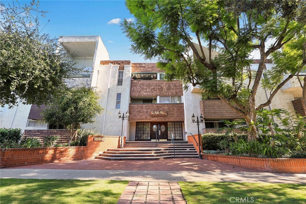 360 S Euclid Ave unit 219, Pasadena, CA 91101 - photo 1