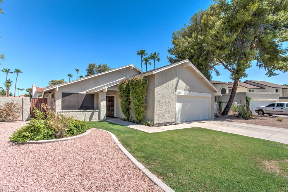 2227 S Las Palmas Cir-1