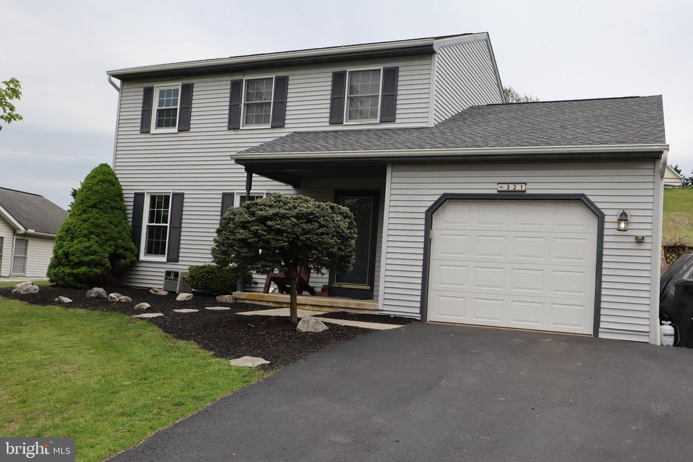 321 Homestead Ave, Bernville, PA 19506 - photo 1