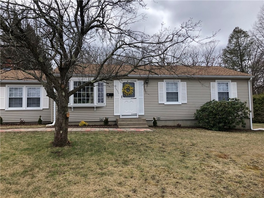 127 Bayberry Rd, Woonsocket, RI 02895 - photo 1