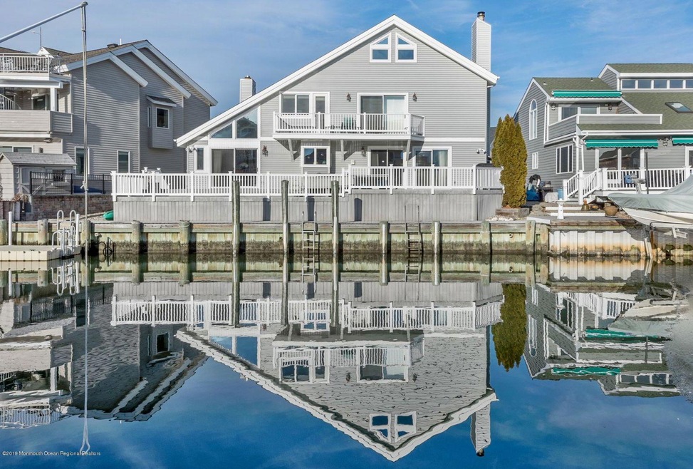 Introducing 13 Captain's Ct, Manasquan