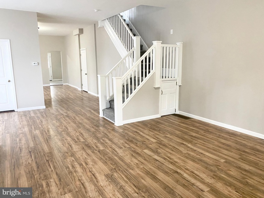 342 Mercer St, Gloucester City, NJ 08030 - photo 1